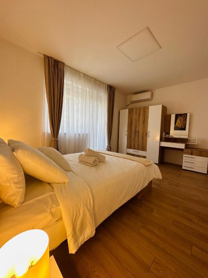 Daylight Apartment Скопье Экстерьер фото